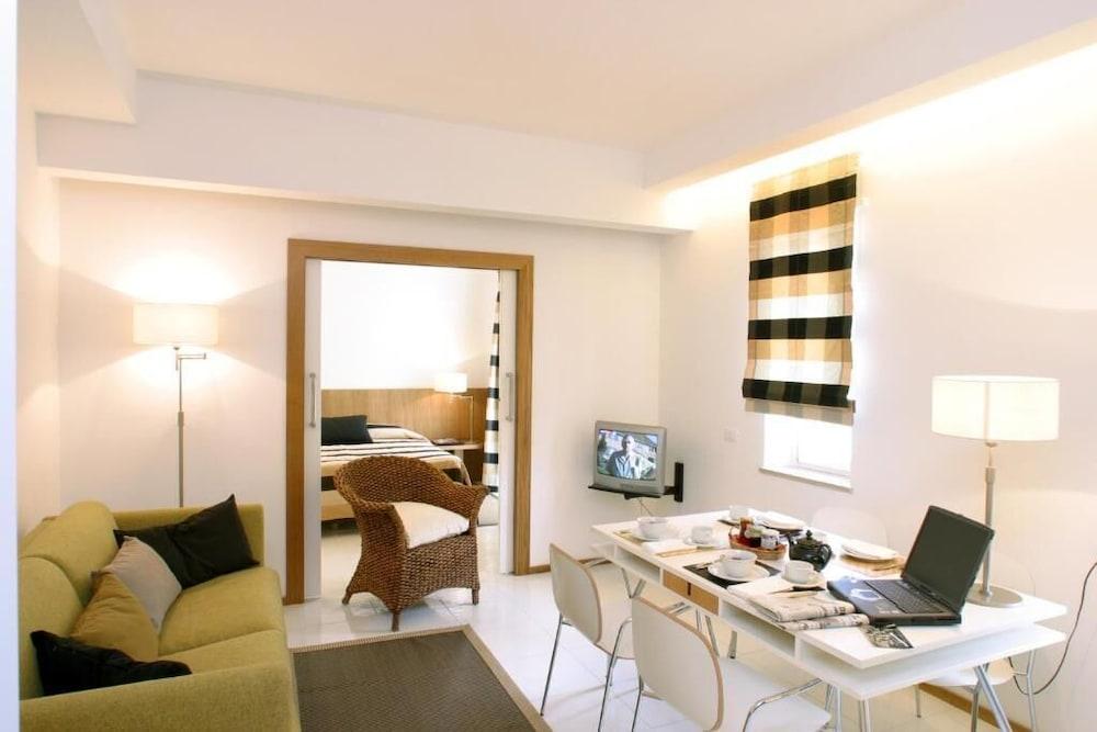 Apartahotel Rota 4*